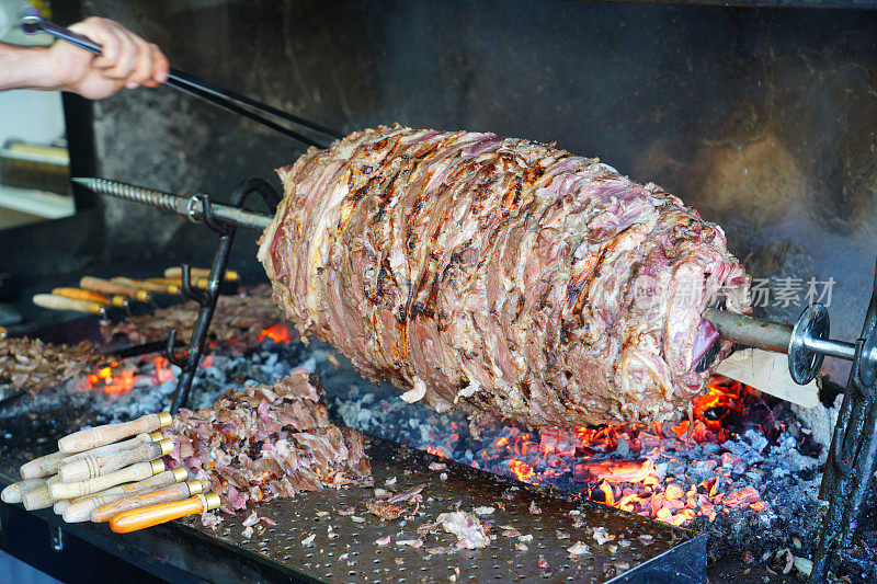 土耳其传统的羊肉串döner, erzurum